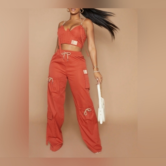 $110 NWT SET OF 2 PrettyLittleThing Shape Rust Top Corset + Wide Cargo Pants 8 - Picture 1 of 11